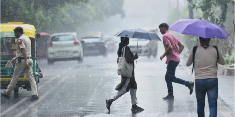 Gaya Weather Alert: IMD Issues Orange Warning for 23 Blocks, Thunderstorms Likely in Next 3 Hours