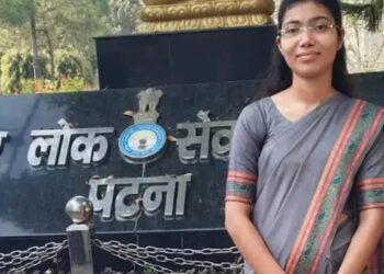 BPSC 70th Topper Shraddha Pandey Secures First Rank; UPPSC Officer Now Set to Become SDM in Bihar