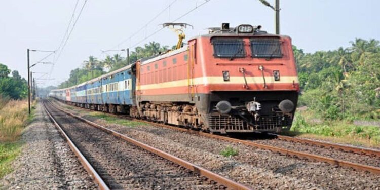 Major Railway Project Gets Green Signal: Chhapra–Barabanki Route to Get Fourth Track