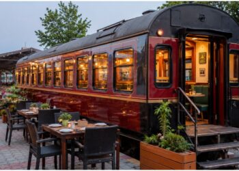 Passengers Will Soon Dine Inside a Train Coach in Bihar, Railway Announces Unique Project