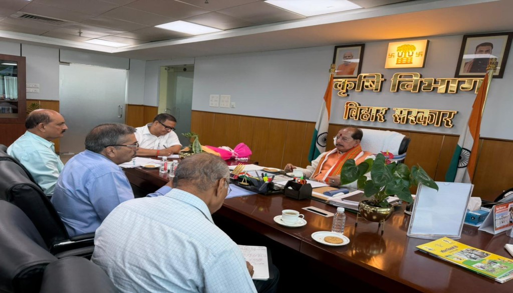 Over 2.5 Lakh Sugarcane Farmers To Benefit As Vijay Kumar Sinha Takes Action On Urea, Drainage Issues