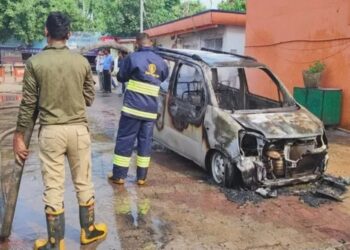 Car Catches Fire Near CNG Fuel Station, Firefighters Prevent Bigger Disaster