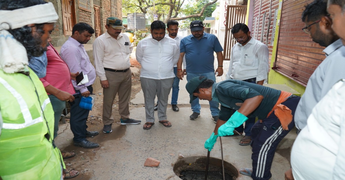 Monsoon Alert In Patna: Civic Team Rushes To Fix Kankarbagh Waterlogging Hotspots
