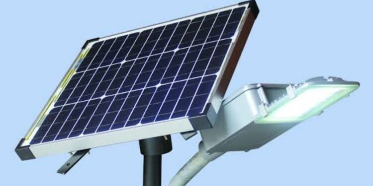 Bihar Administration Misses Solar Street Light Target; Over 1.11 Lakh Units Yet to Be Installed, 2.16 Lakh Already Non-Functional