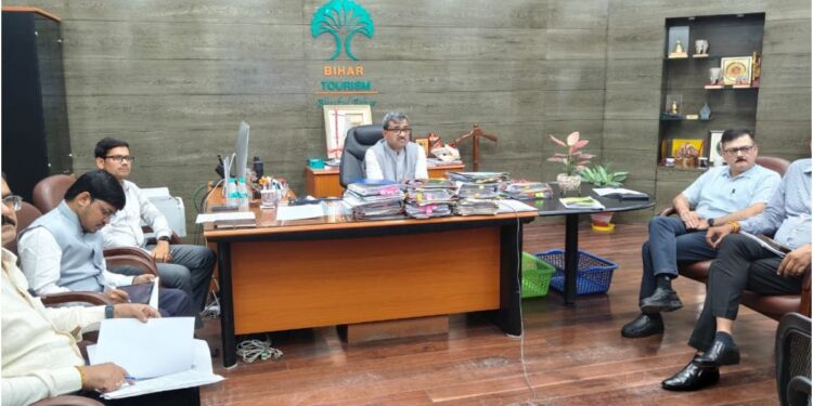 Bihar Tourism Department Reviews Shravani Mela Preparations, Assures All Essential Facilities for Kanwariyas