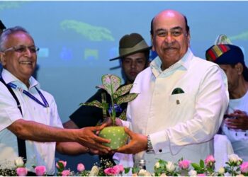 Bihar Governor Stresses Preparedness, Early Warning and Public Participation to Achieve 'Zero Casualty' Goal