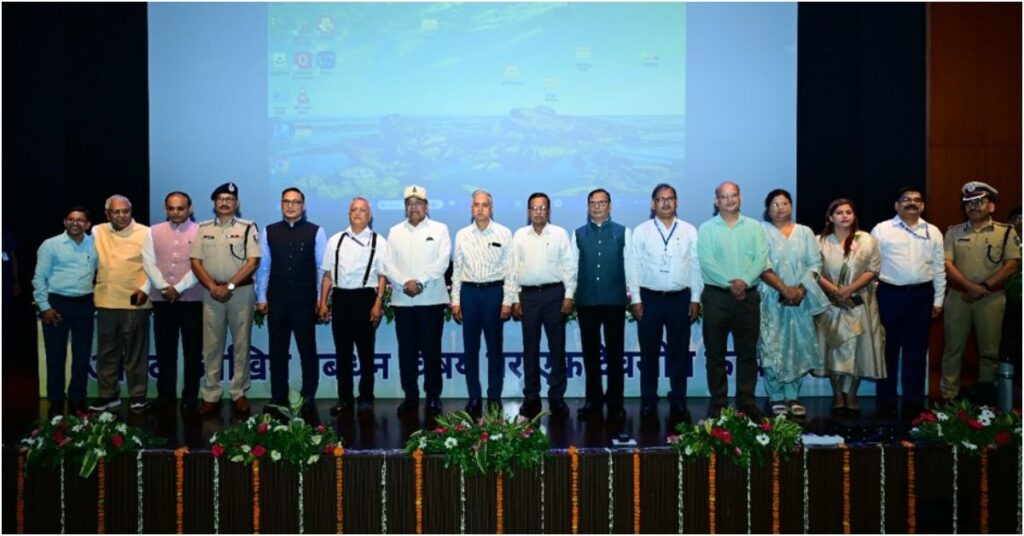 Bihar Governor Stresses Preparedness, Early Warning and Public Participation to Achieve 'Zero Casualty' Goal