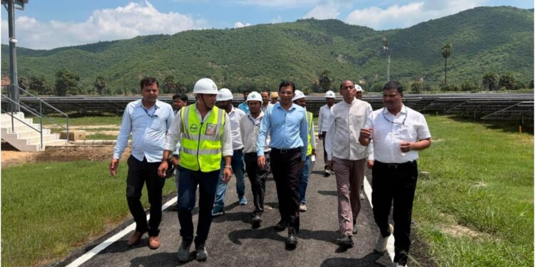 Energy Secretary Reviews Bihar's Largest Solar-Battery Project, Orders Faster Power Infrastructure Rollout
