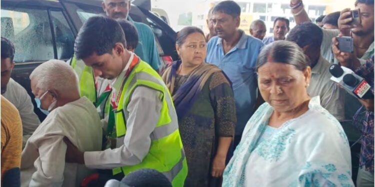 Lalu Prasad Yadav Leaves For Delhi For Further Treatment After Blood Pressure Fluctuations