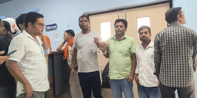Why Has Gopalganj Police Put A Rs 5,000 Bounty On 324 Wanted Protesters After The July 25 Bihar Bandh Violence?