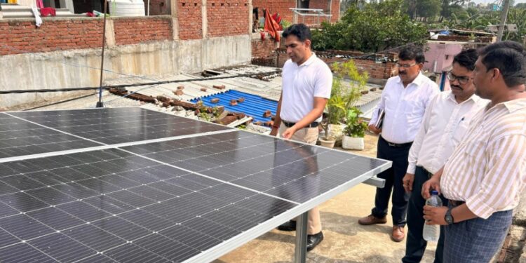 Bihar Government Energy Secretary Reviews Rooftop Solar Panel Rollout Under PM-Surya Ghar Scheme