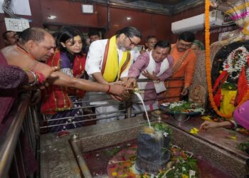 Last Day Of Bankipur Nominations: Prashant Kishor Visits Hariharnath Temple, BJP's Neeraj Kumar Sinha Also To File Today