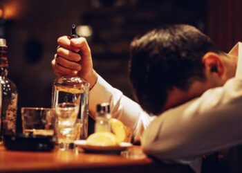 Father’s Alcohol Consumption Before Conception May Increase Risk of Birth Defects, Studies Suggest
