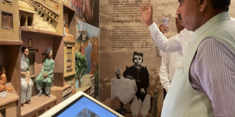Union Minister Prahlad Joshi Visits Bapu Tower Museum in Patna