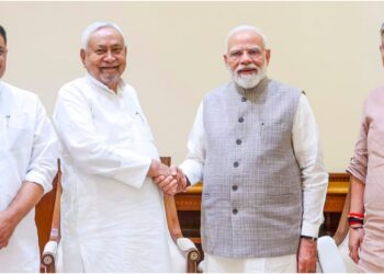 Nitish Kumar Meets PM Modi After BJP's Bankipur Defeat, Lalan Singh and Sanjay Jha Also Present