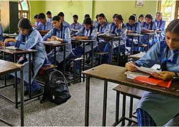 Bihar Education System Set For Overhaul As NRIs, Alumni Can Adopt Government Schools; Free JEE-NEET Coaching Expanded