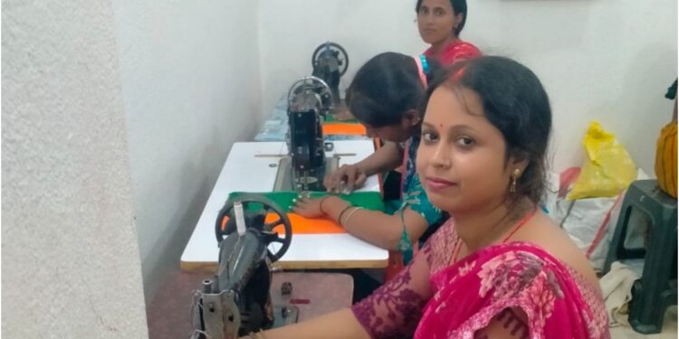 3,700 Tricolours Being Made By Jivika Women In Masaurhi For Har Ghar Tiranga Campaign
