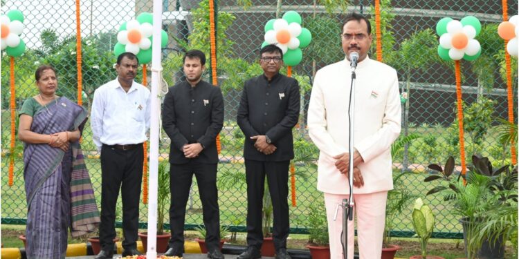 Bapu Tower Marks Independence Day in Patna With Flag Hoisting, Inauguration of New Library