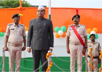 Bihar Energy Secretary Ajay Yadav Hoists Tricolour At Vidyut Bhawan On Independence Day