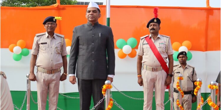 Bihar Energy Secretary Ajay Yadav Hoists Tricolour At Vidyut Bhawan On Independence Day