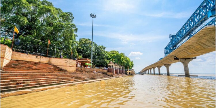 Ganga Water Level Nears Danger Mark in Patna, Rises 42 Cm at Digha and 33 Cm at Gandhi Ghat in 24 Hours