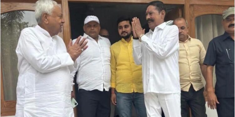 Anant Singh Meets Nitish Kumar In Patna, Discusses Mokama Issues After Greeting Him With Folded Hands