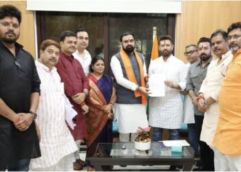 Chirag Paswan Accepts 15-Point Memorandum From BPSC TRE-4 Students, Meets CM Samrat Choudhary