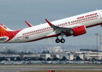 Air India Flight Lands Safely in Patna After Bird Hit; 164 Passengers Escape Major Scare