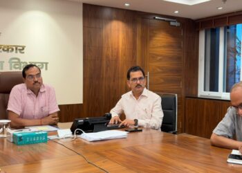 Secretary Reviews Bihar’s Mega Projects, Orders Timely Completion and Strict Quality Checks