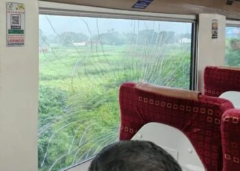 Stone Hits Patna-Gomti Nagar Vande Bharat Near Bihta, No Injuries Reported