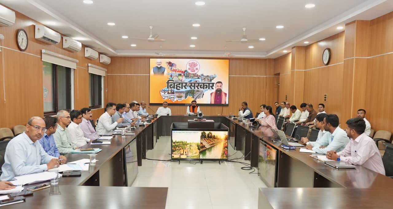 JP Ganga Path Set For World-Class Makeover; 6.5-km Ganga Channel Planned, CM Orders Faster Development
