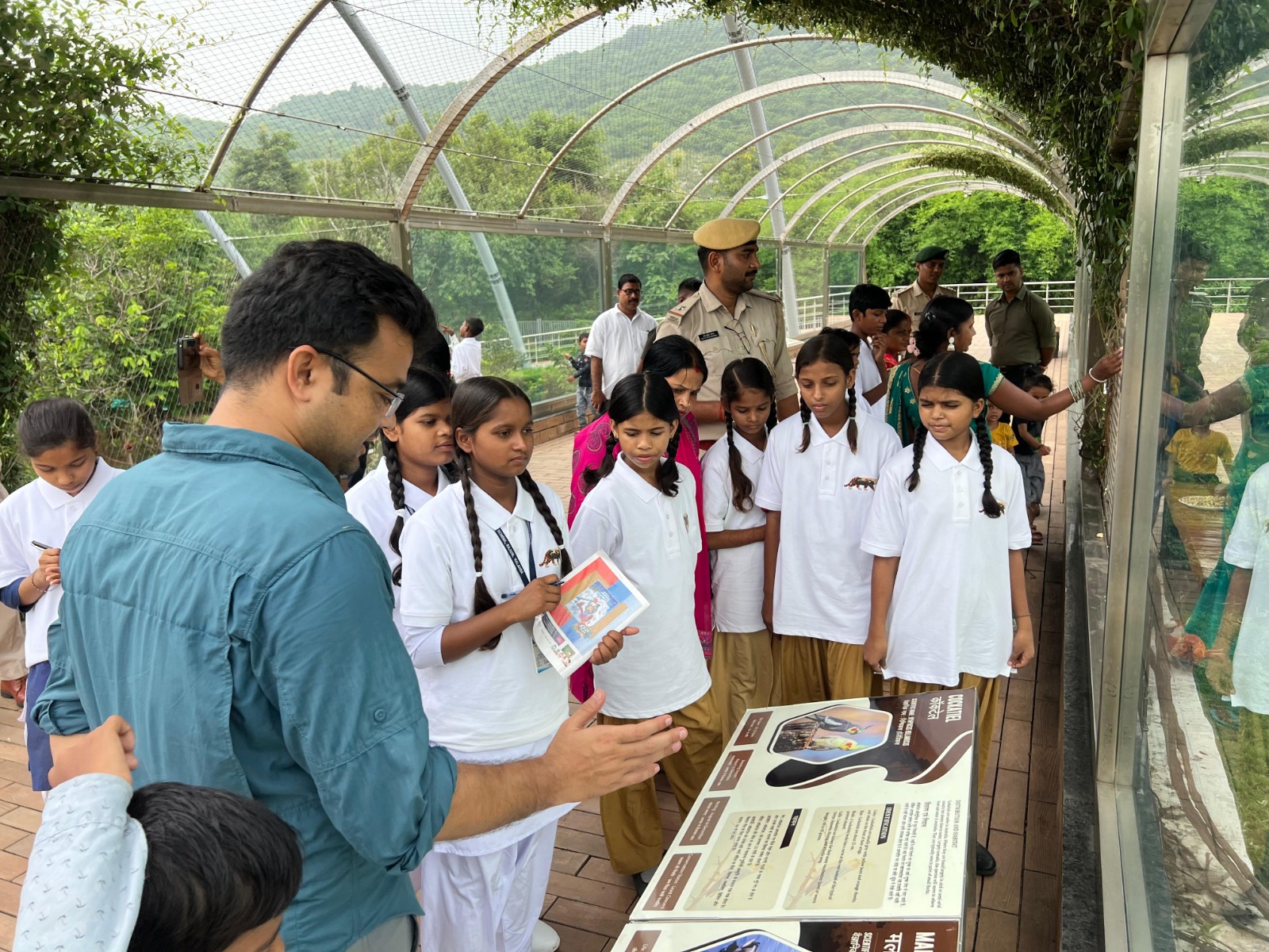 World Lion Day: Rajgir Zoo Safari Turns Students Into ‘Mini Zoo Keepers’