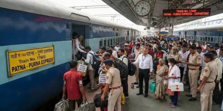 Passengers stranded in Nepal arrive at Patna before continuing their journey with special railway arrangements.