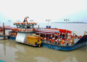 CM Samrat Choudhary Launches 200-Seater Steamer Service Across Ganga in Patna; Free Travel For Seven Panchayats