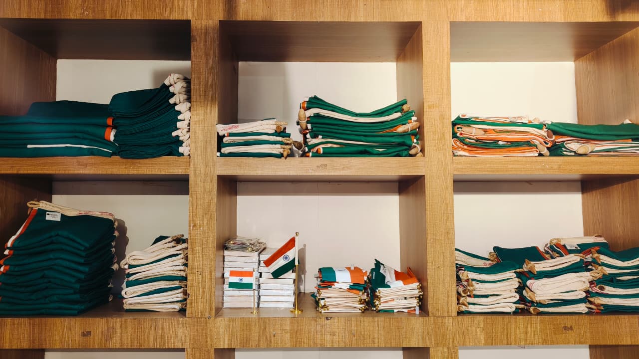 Where Can You Buy Certified Khadi Tricolours In Patna This Independence Day?