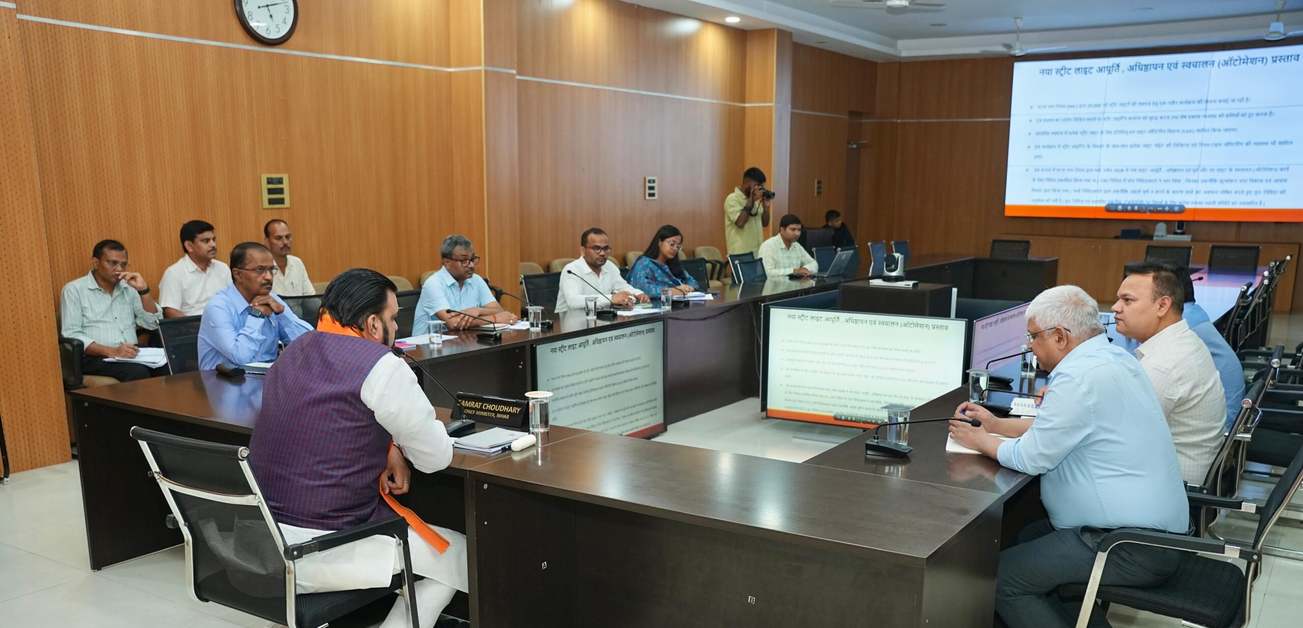 Patna Street Lights to Go Solar? CM Samrat Choudhary Orders Citywide Overhaul