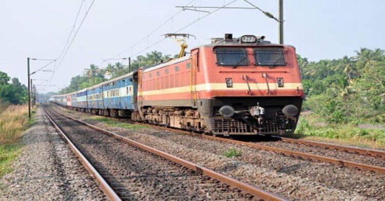 Railways Extend 10 Special Trains Between Bihar, Delhi and Jharkhand Till September; Check Routes