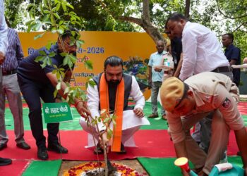 CM Samrat Choudhary Plants Saplings On Bihar Earth Day, Calls For Environmental Conservation