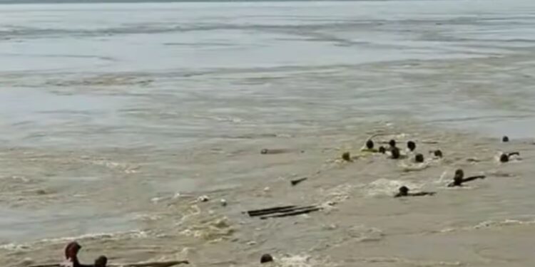 Bihar on High Alert After Nepal Flash Floods; NDRF, SDRF Teams Put on Standby Along Gandak