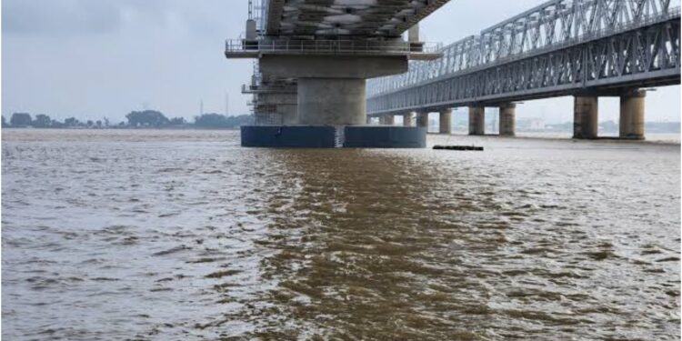 Ganga Surges Towards Record Levels At Hathidah As Bihar Places Five Districts On High Alert Amid Rising Flood Threat