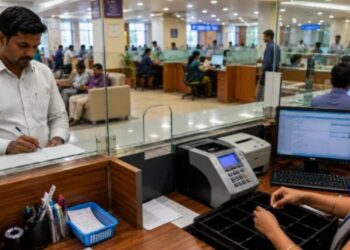 Three-Day Bank Strike Called Off After Late-Night Agreement On Five-Day Work Week