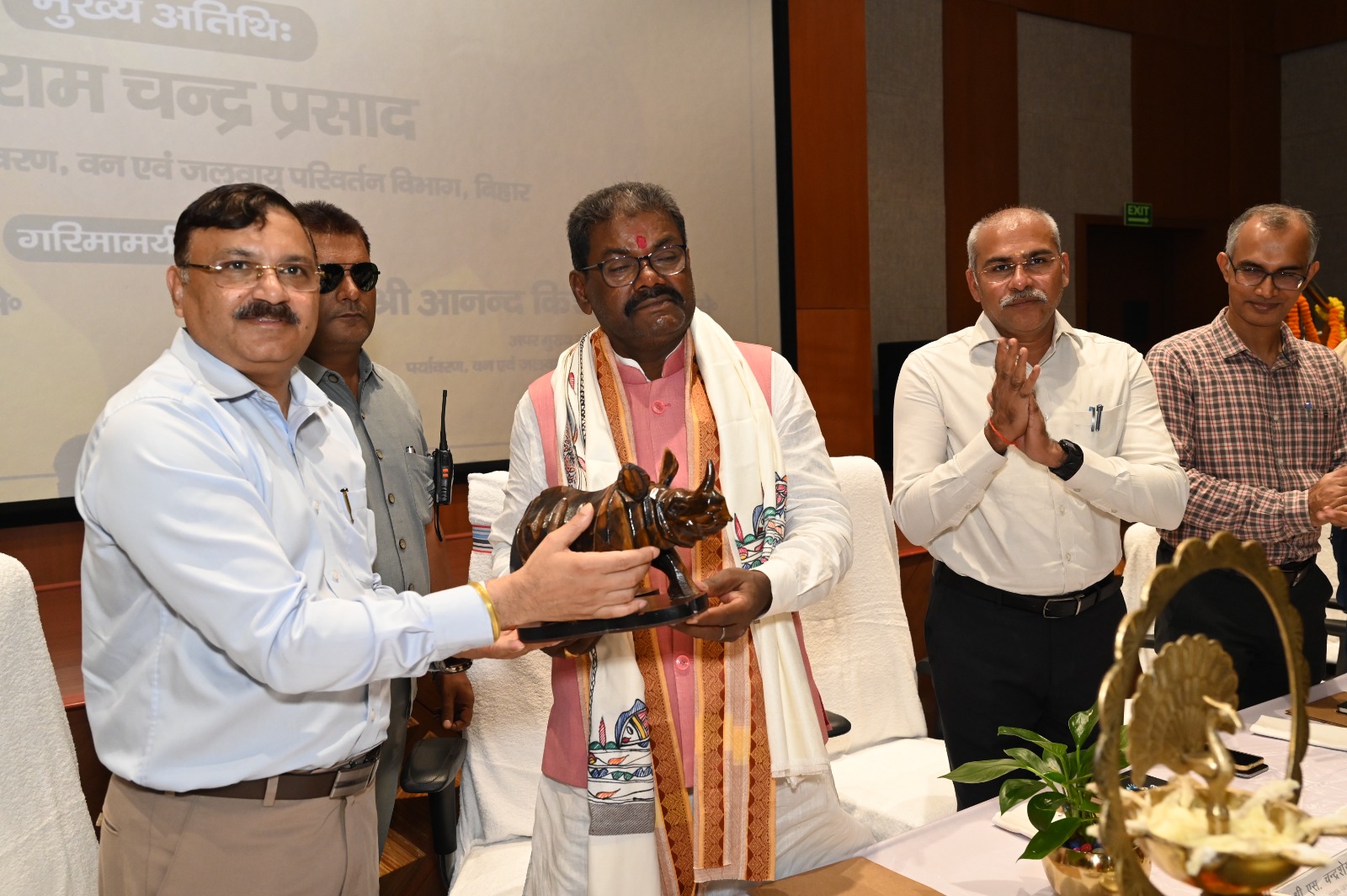 Rhino Conservation Gains Momentum In Valmiki Tiger Reserve; Rajgir Zoo Safari To Get Rhinos, Rehabilitation Plan In Two Months