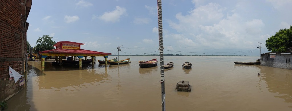 Bihar Flood Fears Rise: Ganga, Punpun in Spate; Diara Schools Shut, Hospital Flooded as Heavy Rain Alert Covers 31 Districts