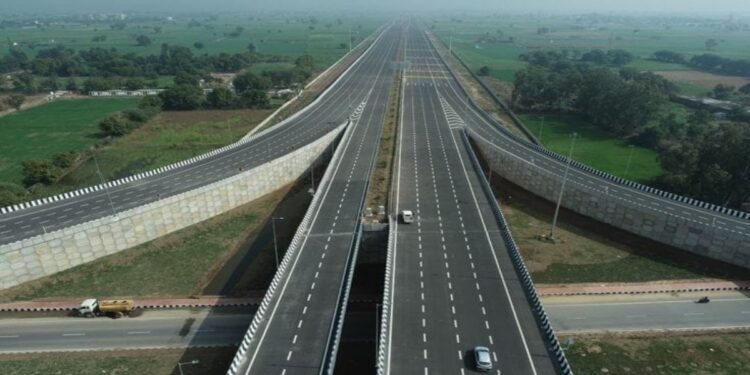 Representational image of a greenfield expressway planned to connect 13 districts across Bihar