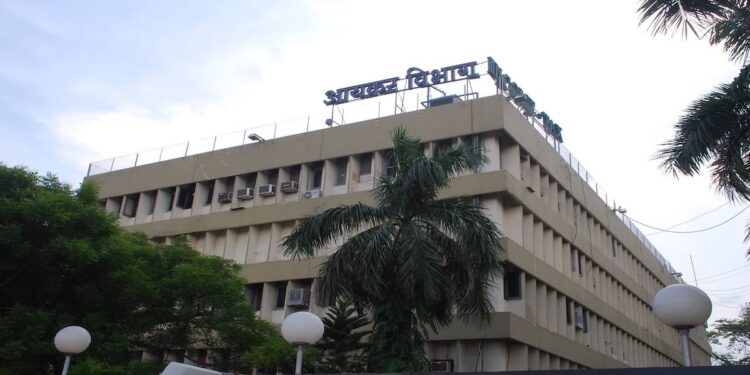 CBI Arrests Female Income Tax Assistant Commissioner in Patna Bribery Trap; Clerk Also Nabbed
