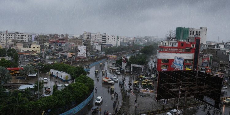 heavy rain and thunderstorms expected across Bihar on September 27
