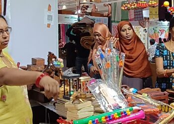 Bihar Saras Mela Draws 24,000 Visitors On Opening Day, Rural Women Entrepreneurs Record Rs 20.28 Lakh Sales
