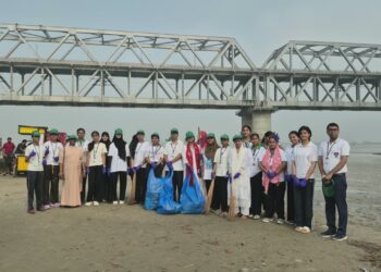 Patna Women’s College students participating in a Ganges cleanliness campaign under Season of Creation 2026