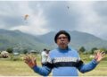 Bihar’s 72-Year-Old Kapildev Rawat Paraglides At 24,000 Feet In Himachal Pradesh