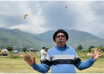 Bihar’s 72-Year-Old Kapildev Rawat Paraglides At 24,000 Feet In Himachal Pradesh
